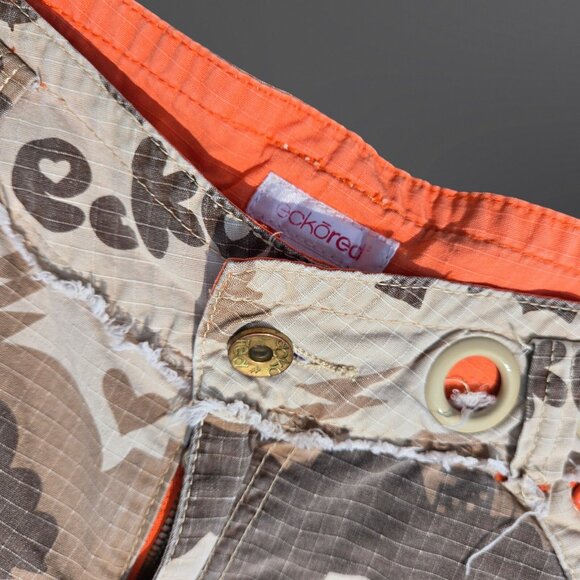 Y2K Ecko Red Camouflage Cargo Shorts With Zippers Size 7 Brown Orange Utility - Picture 3 of 9